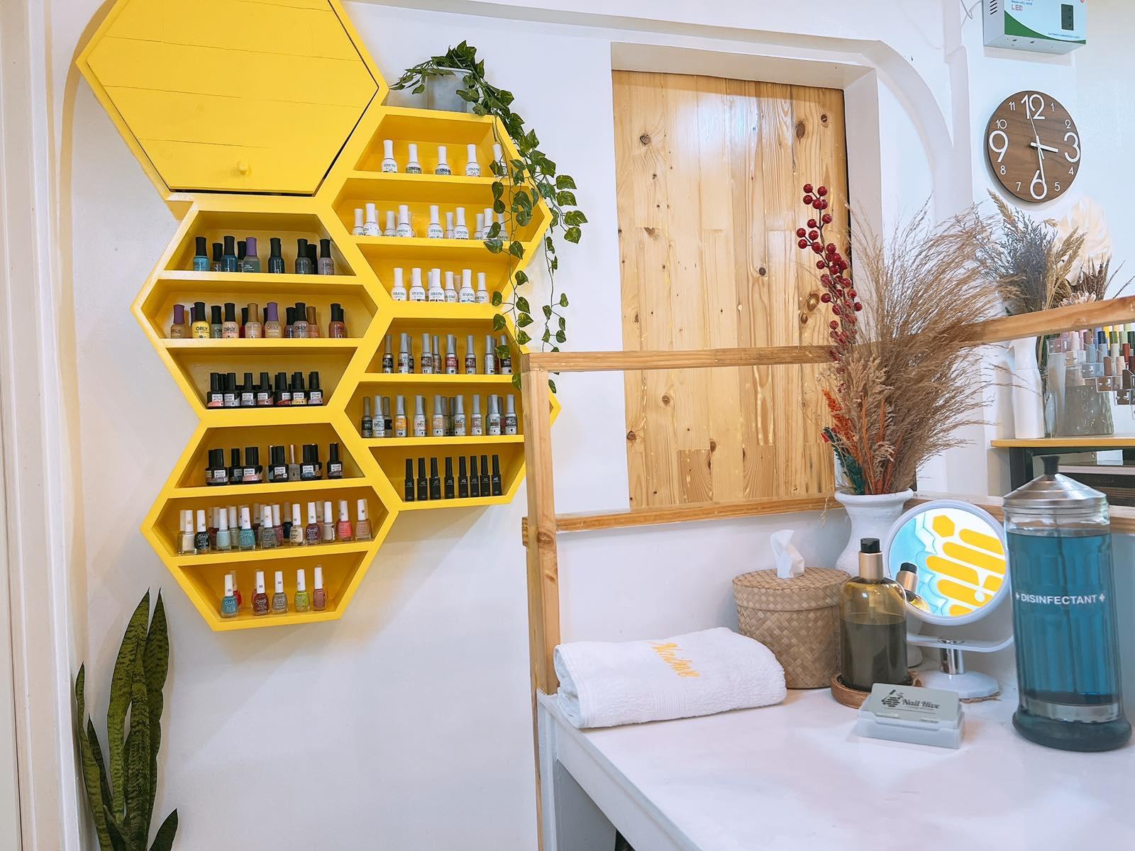 Nail Hive Lounge and Spa — photo 7