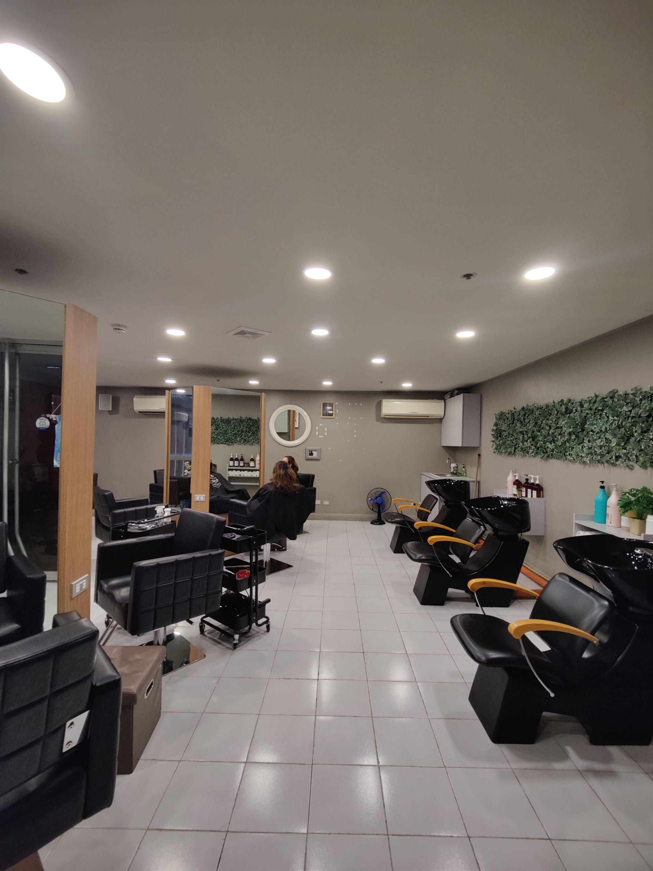 Regine's Salon photo 6
