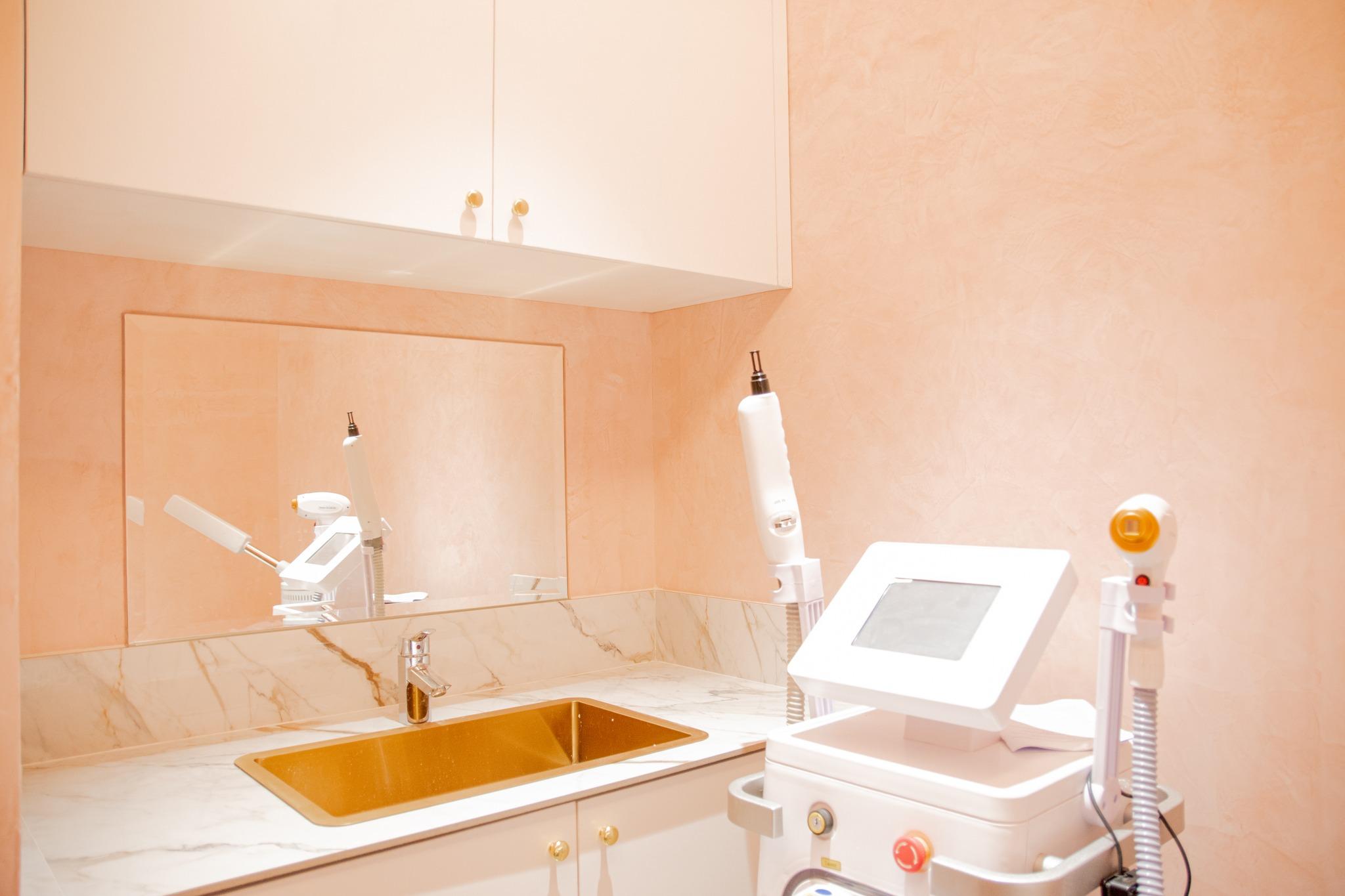 Queen's Wellness and Beauty Center photo 6