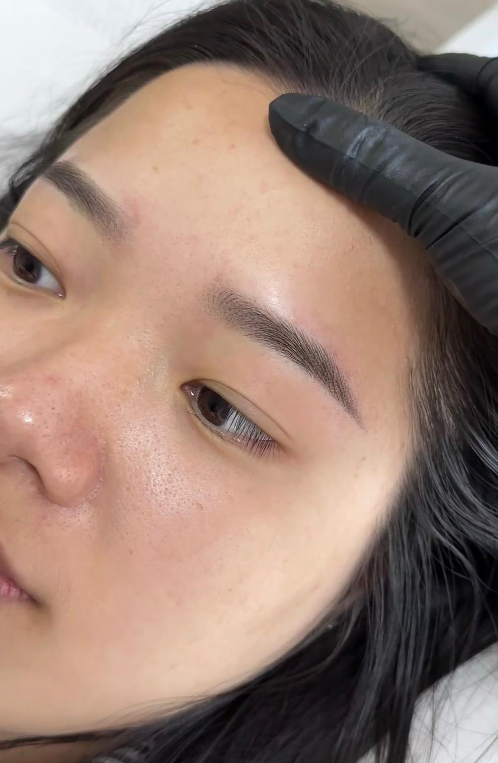 Eyebrow Lamination + Shaping & Nourishing Serum