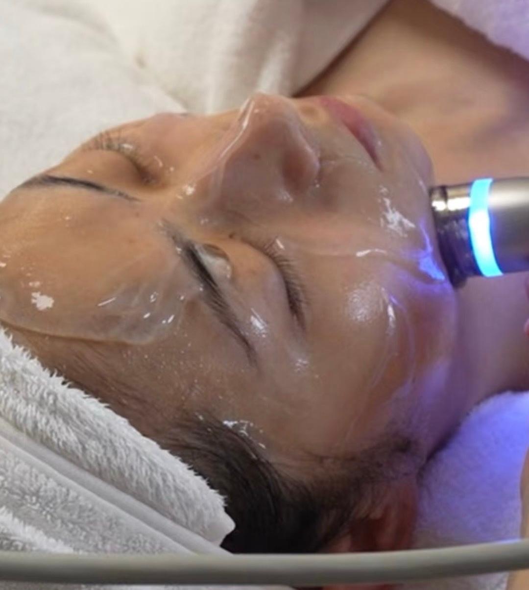 Hydrafacial Prime + 24K Gold Mask