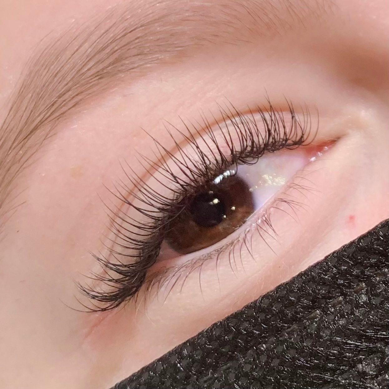 Featherlash Extensions, Soft Natural Everyday Look